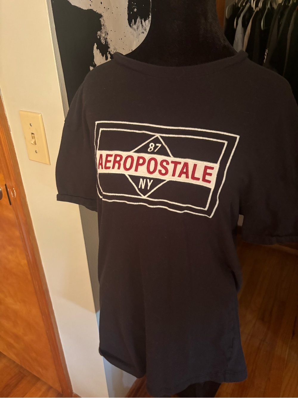 3 Aéropostale Graphic Tees
